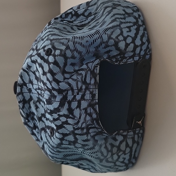 Michael Jordan Air Jordan Hat One size fits most Blue 💙 and Black ⚫️ - Picture 4 of 10